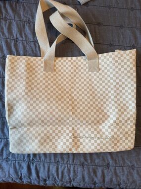Carve designs Canvas Tote in Beige and Cream